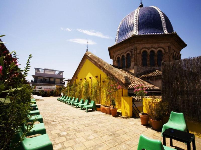Feetup Home Backpackers Валенсия Экстерьер фото